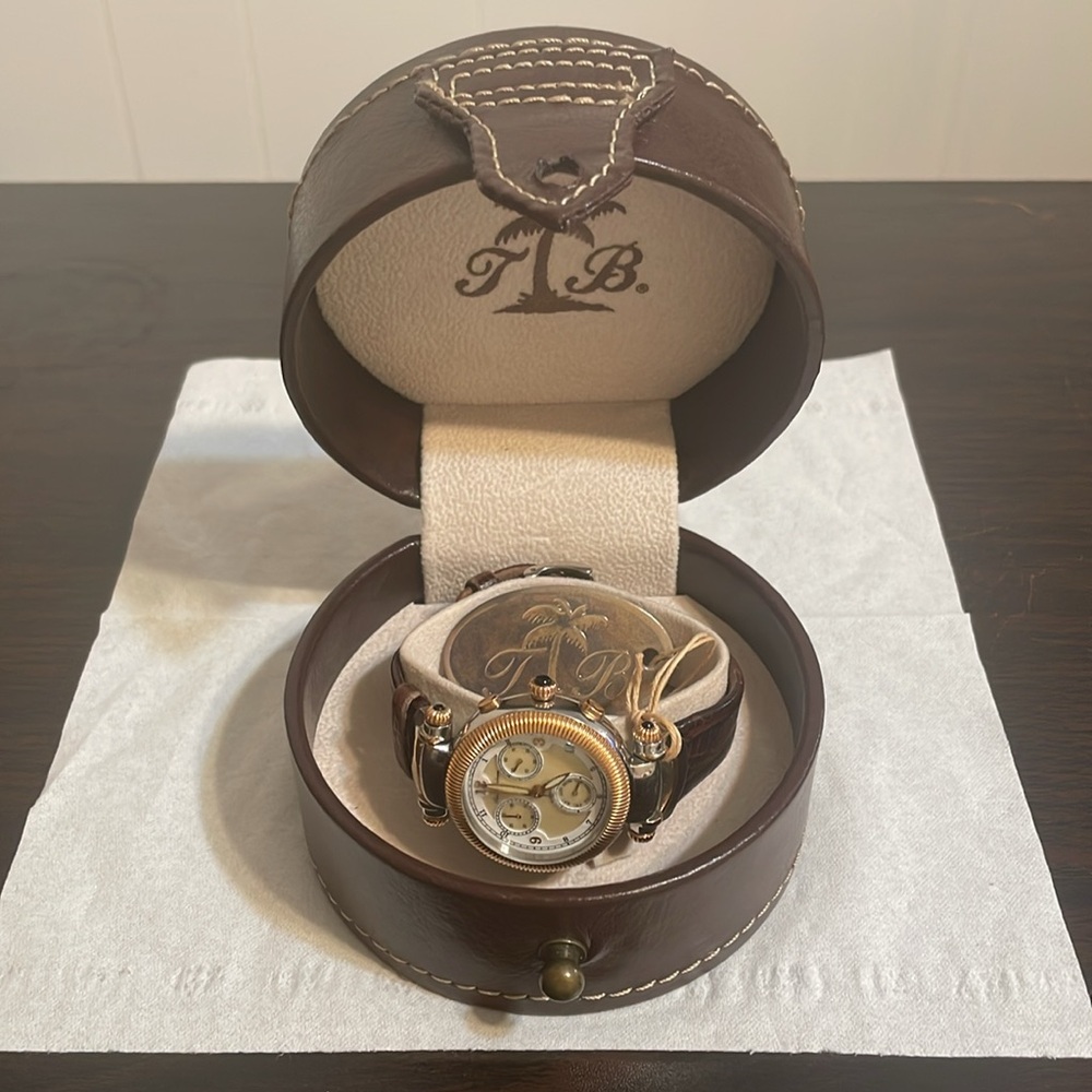 Vintage Tommy Bahama Women’s Chronograph watch